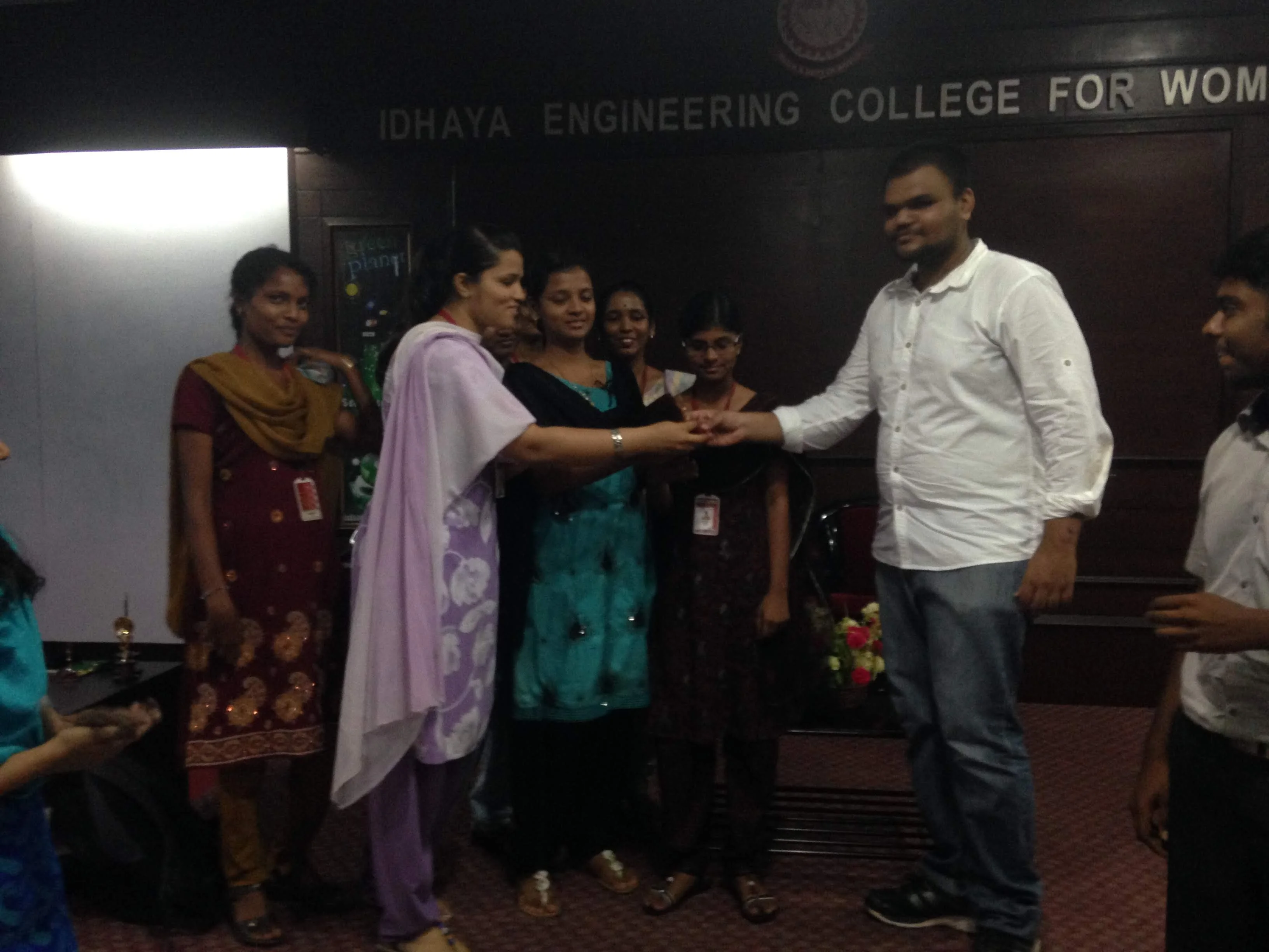 Data Structures and Databases Talk at Idhaya Engineering College